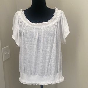 NEW. Inc International short sleeve Top/Blouse. Size Large.